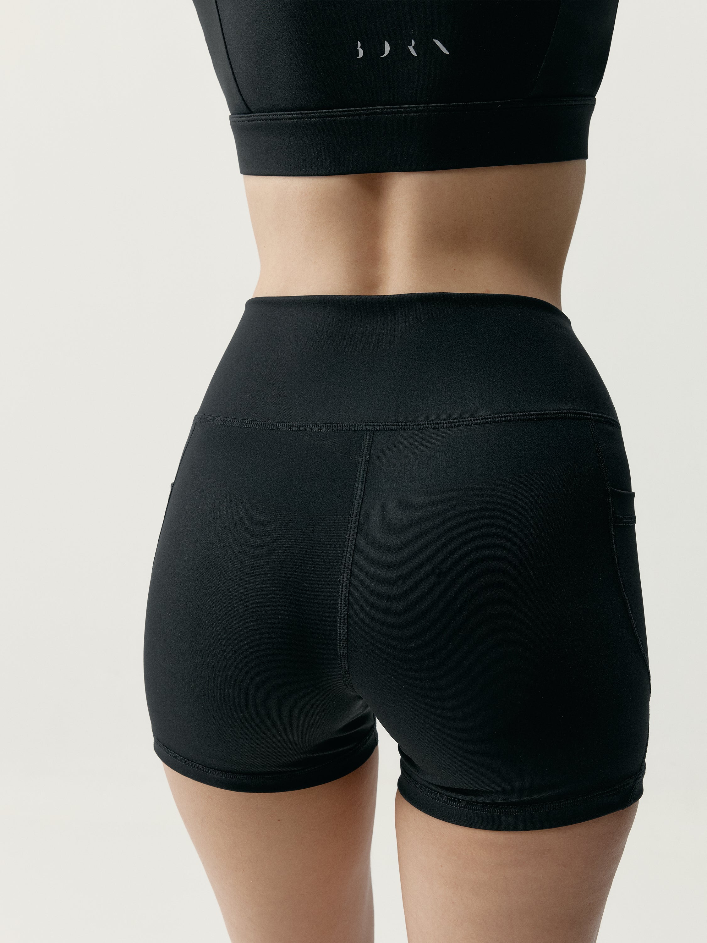 Short Eider Black - Image 4