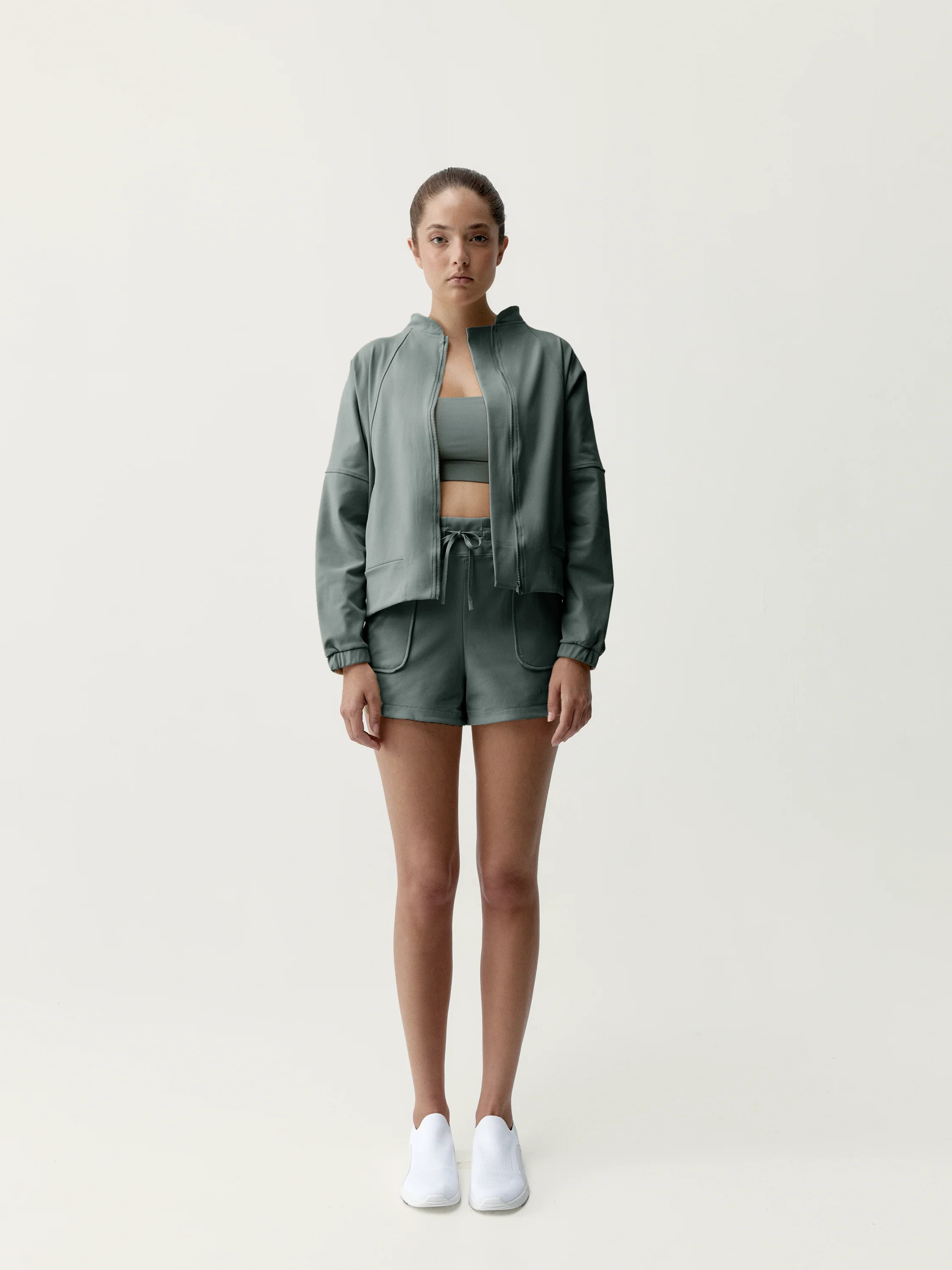 Short Leila Tea - Image 6