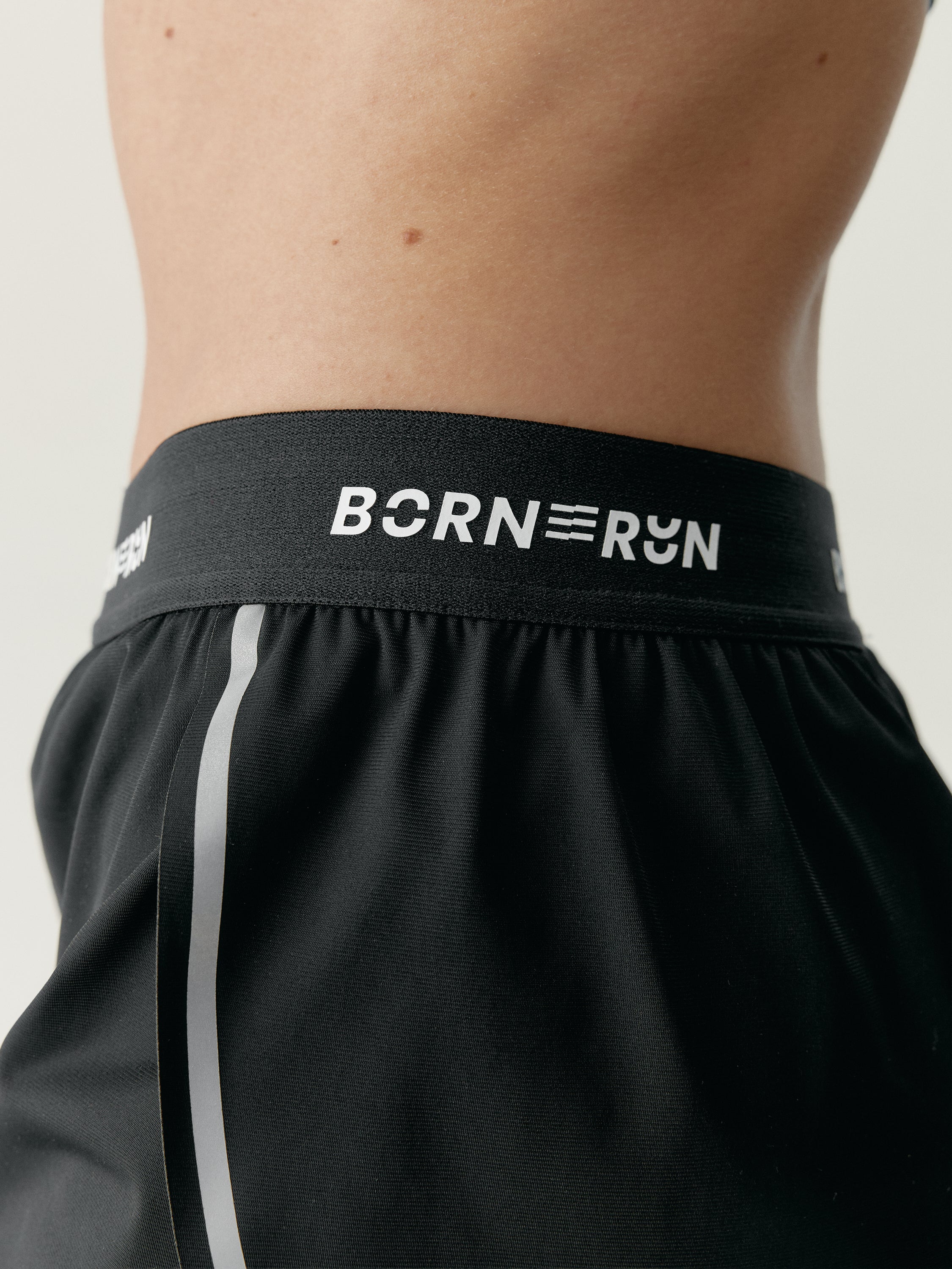 Short Voltrun Black - Image 6