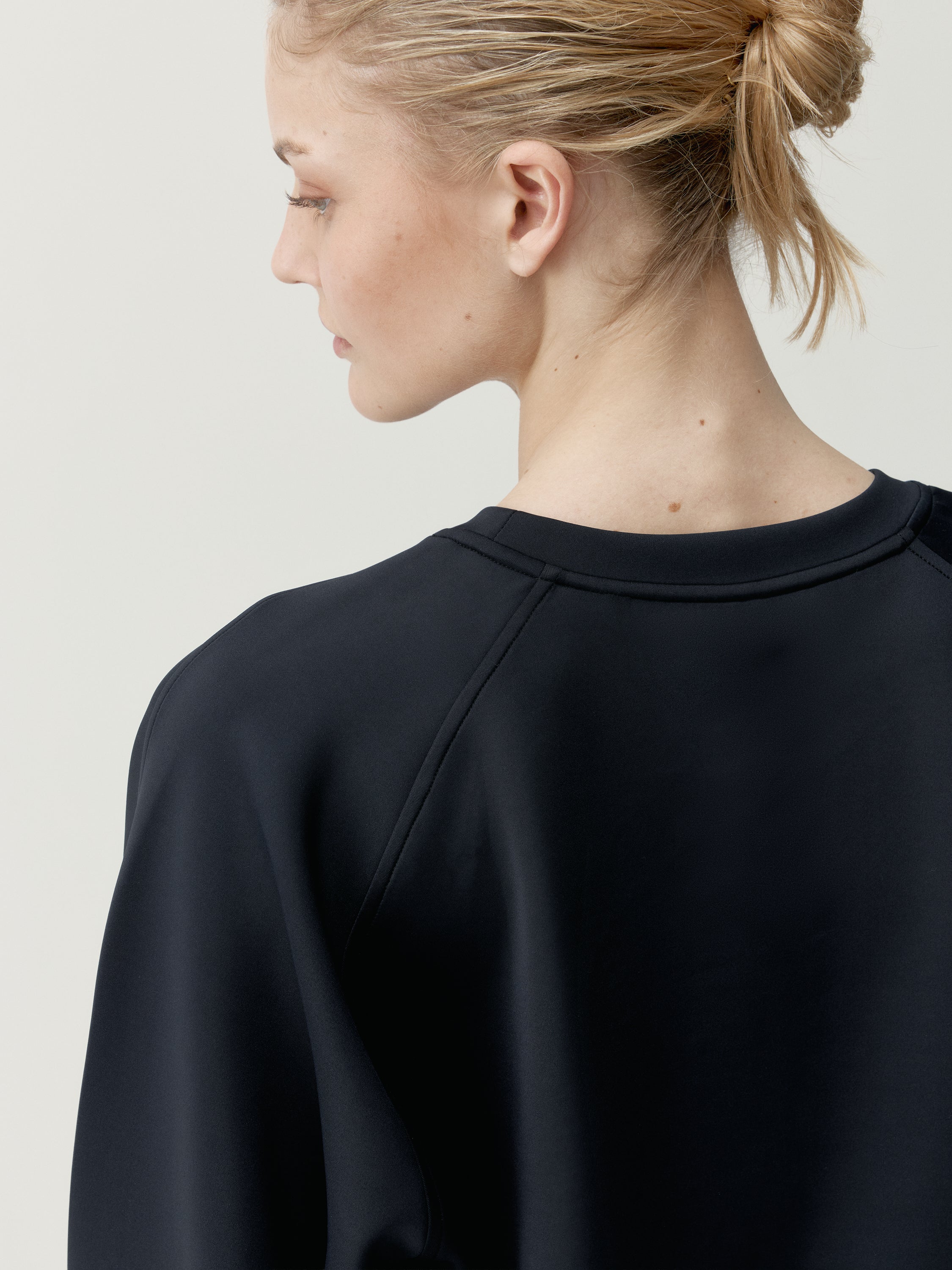 Sweatshirt Flora Black - Image 4
