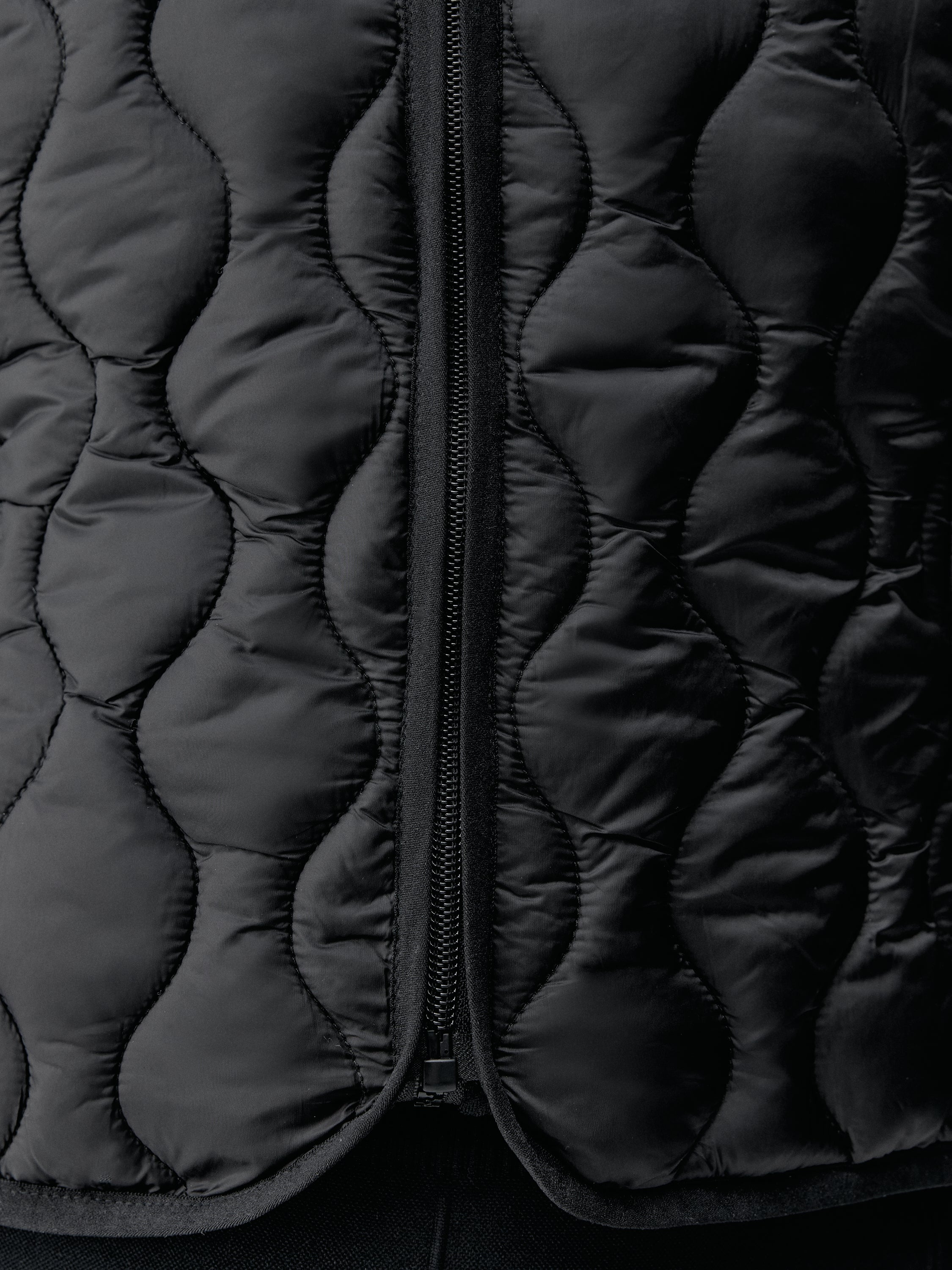 Vest Kenal Black - Image 6