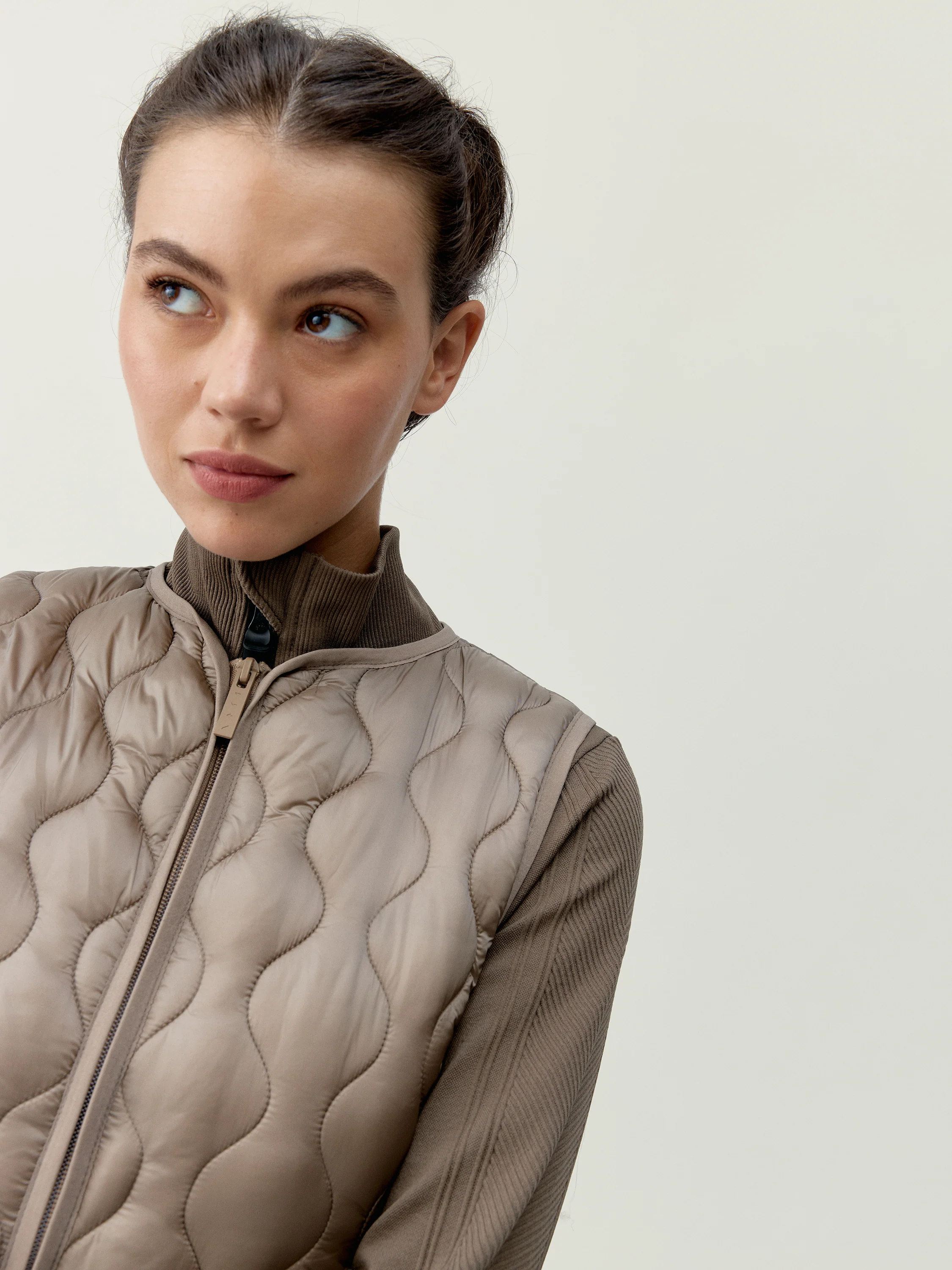 Vest Kenal Nut - Image 3